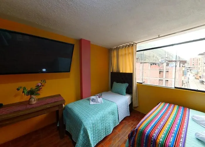Yacumama Hotel
